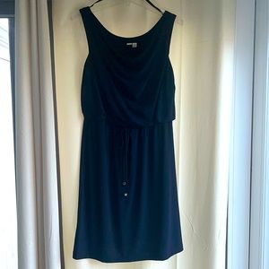 Super cute summer dress navy blue with tie waist size M